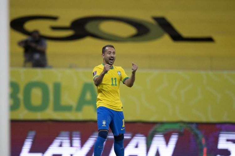 Brasil permanece na vice-liderana do ranking de selees da Fifa
